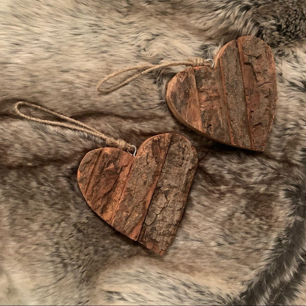 🪵 Wood Heart Xmas Ornaments (set of 2)